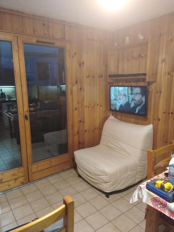 Oursons 1 Apartment Морильон Екстериор снимка